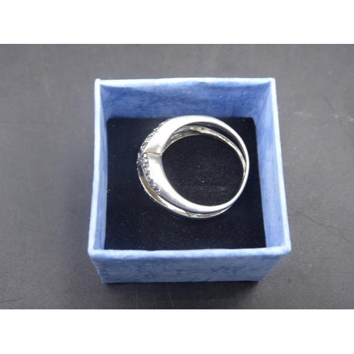 404 - Silver 925 ring (size S) in presentation box