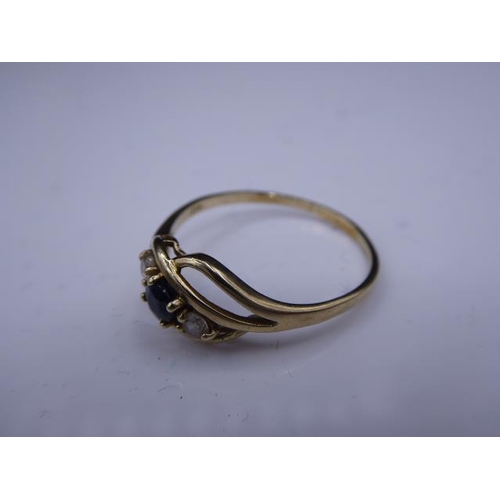 407 - Hallmarked London 375 Gold Ring Size (Size S) Weight 1.6 grams