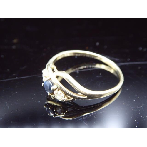 407 - Hallmarked London 375 Gold Ring Size (Size S) Weight 1.6 grams