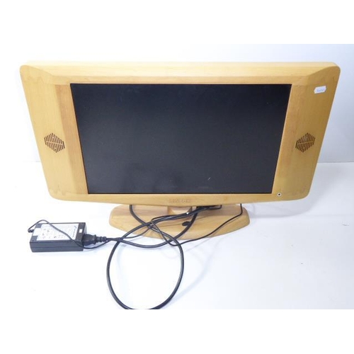 517 - Swedx 19'' wooden TV with DC adaptor