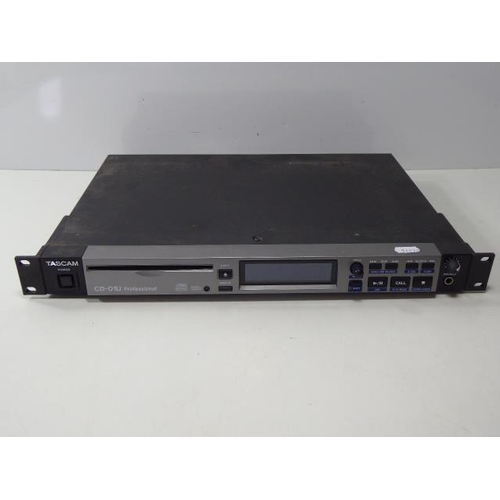 526 - Tascam CD-01U proffesional CD player