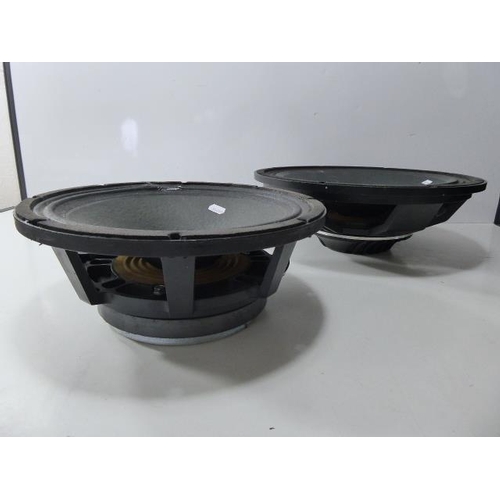 546 - Set of two DAS speakers. 12'' & 15'' A/F