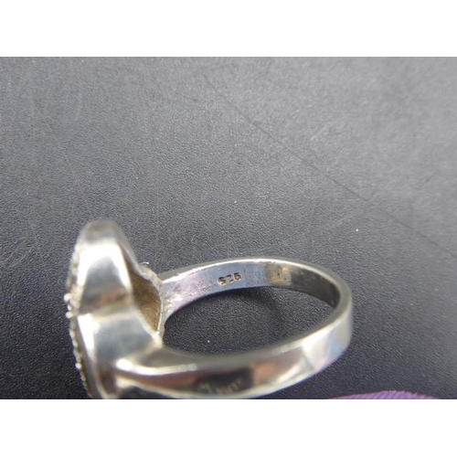 430 - Silver 925 ring (size N) with presentation box