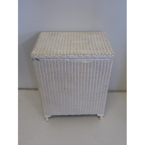 592 - Lloyd Loom Rattan Bedding Box