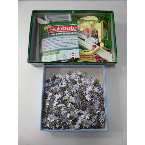 654 - Subbuteo Dream Team Stadium Game, and City 1000 Piece Puzzle