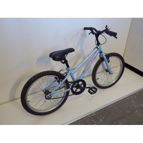 690 - Blue Apollo childs bike