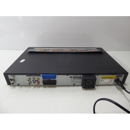 238 - LG DVD-RW/-R/DVD Recorder (Powers On)