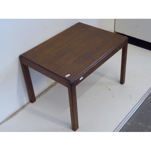 450 - Vintage Side/Coffee Table Size 22