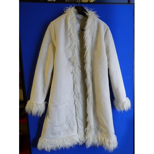 104 - kaftan Ladies Coat (Cream)