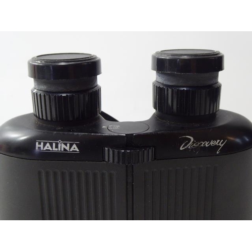 112 - Pair of Halina Discovery Binoculars in Case 10 x 40