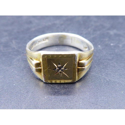 321 - 9ct Gold on silver gents ring in presentation box