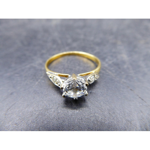 326 - Hallmarked 375 Engagement ring Size P