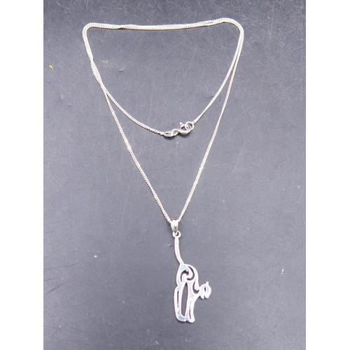 333 - Sterling Silver Chain With Cat Pendant
