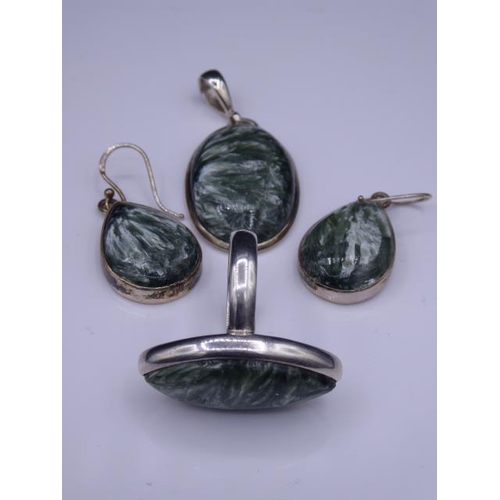 340 - Silver 925 Earring, Ring and Pendant Set