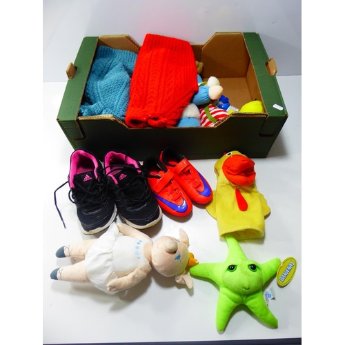 615 - Mixed lot of Clothing, Shoes & Other