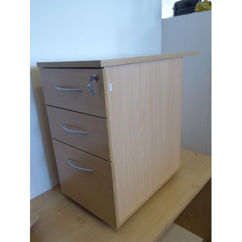 704 - Three drawer office filing cabinet With Two Keys Size 31