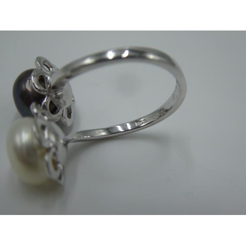 222 - Hallmarked Birmingham Silver 925 ring with Pearl decoration in presentation