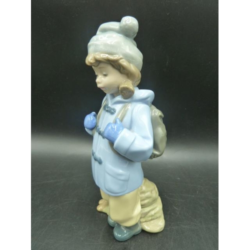 252 - Vintage Nao by Lladro Porcelain Figurine Travelling Girl 1038 Girl with Dog (8