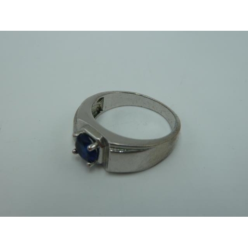 271 - Silvered Coloured Ring with Black Stone Decoration (Size Y)