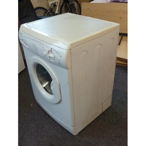 389 - Hotpoint Aquarius extra powerstream washing machine 1300w spin (24