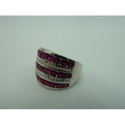 337 - Hallmarked Birmingham Silver 925 ring with Red stones in presentation box (size M)