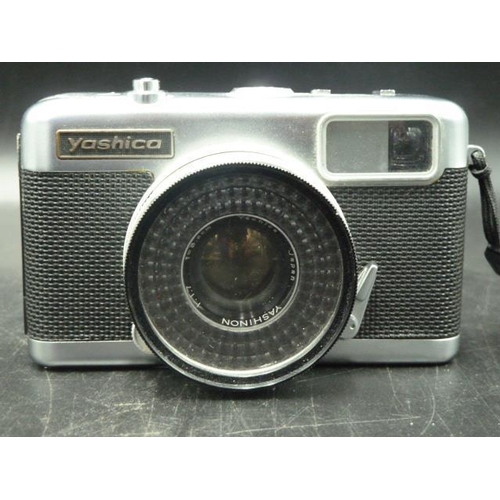 347 - Yashica Half 17 35mm Camera complete with Yashinon Len's