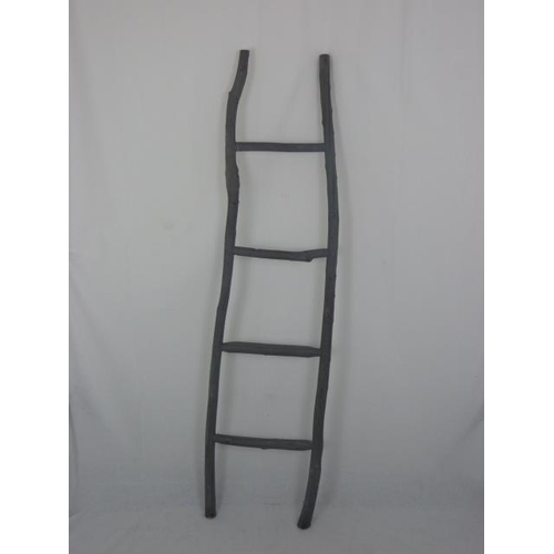 488 - Wood themed towel Ladder