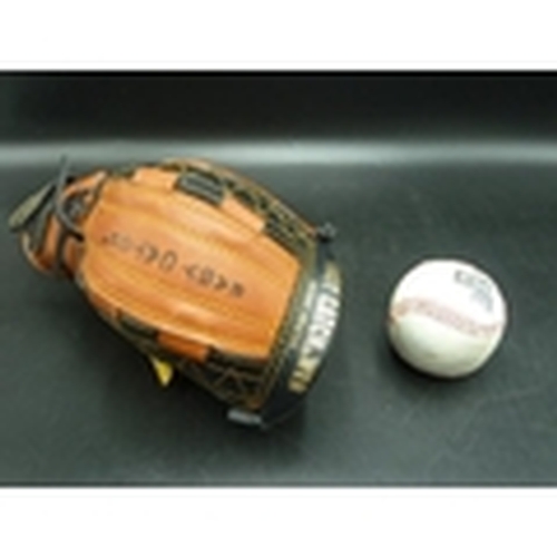 152 - Baseball Easy Catch Glove and Ball