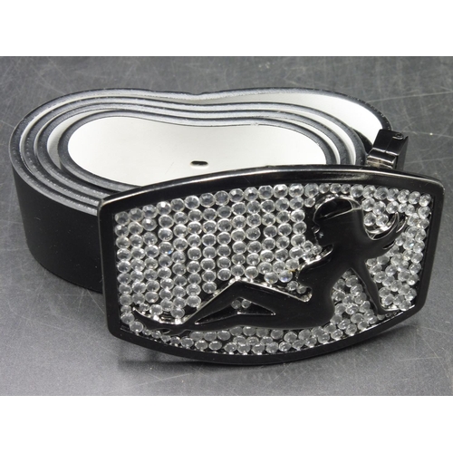 70 - Fashion Buckle and Belt