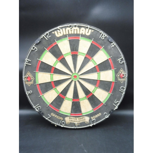 85 - Professional PDC Dart Board Signed To The Back Dennis Prietley,A Johnson,Raymond Van Barneveld,Phil ... 