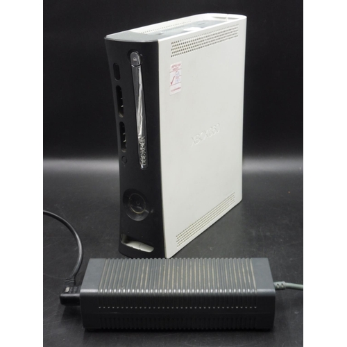 122 - Xbox 360 Console complete with Charging Lead