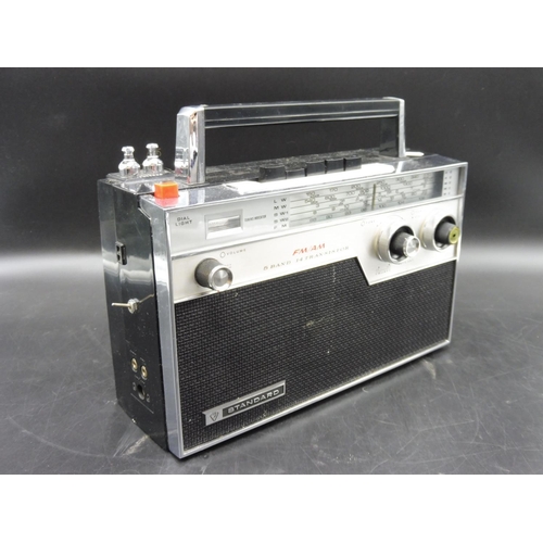 165 - Vintage Standard FM/AM Radio