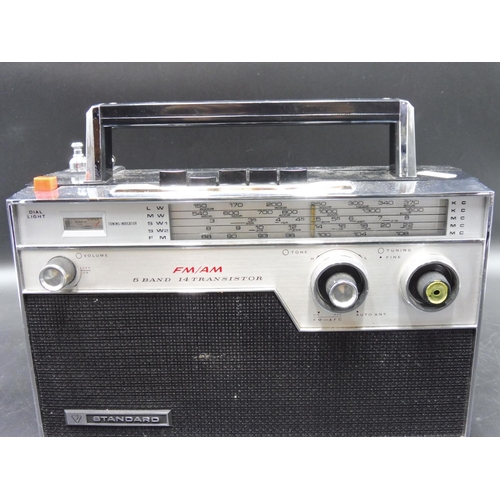 165 - Vintage Standard FM/AM Radio