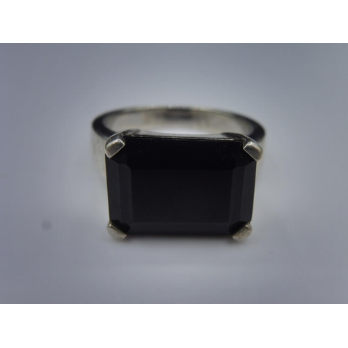 350 - Silver 925 and Black Stoned Ring (Size N)