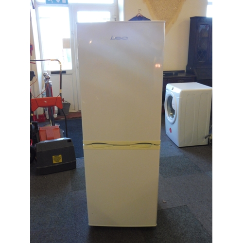 415 - LEC Fridge Freezer H60x D23 xW22