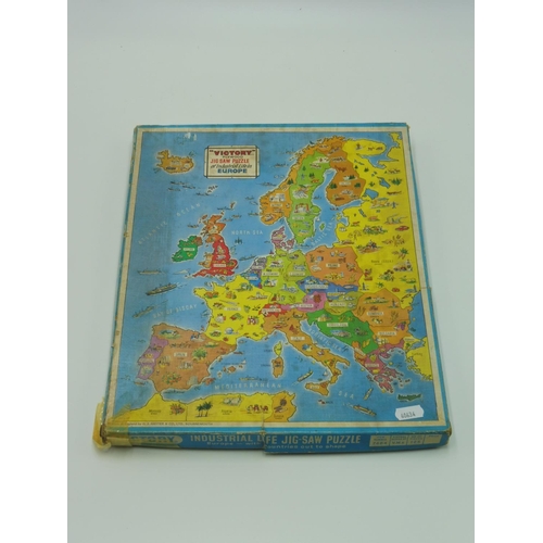 513 - Vintage Victory Plywood Jig Saw Puzzle of Industrial Life in Europe