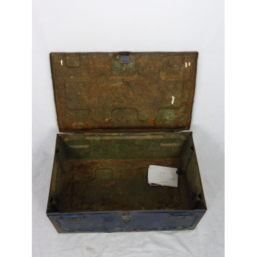 516 - 1942 military ammunition box with markings