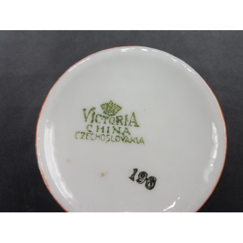 52 - Fifteen Piece Victoria China Tea Set