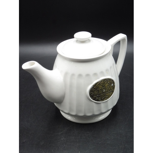 69 - Victorian kitchen tea pot