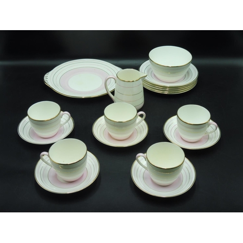 89 - Eighteen piece Paladin Tea set A/F