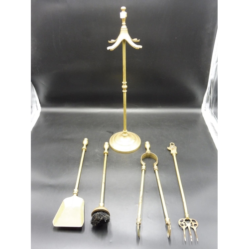 89 - Brass Fire companion Set