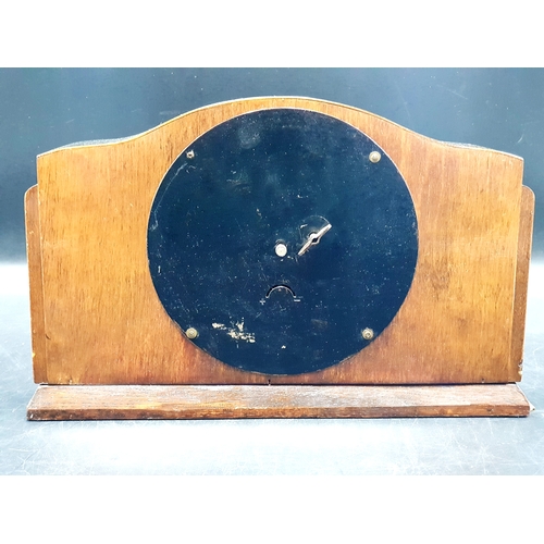 108 - Oak Cased Bentima Art Deco Mantle / Shelf Clock . Rear Wind, Total Heignt approx 20cm (8 inches) Wid... 