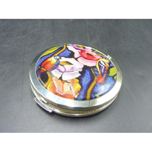 425 - New Stratton Compact complete with Original Box and Bag