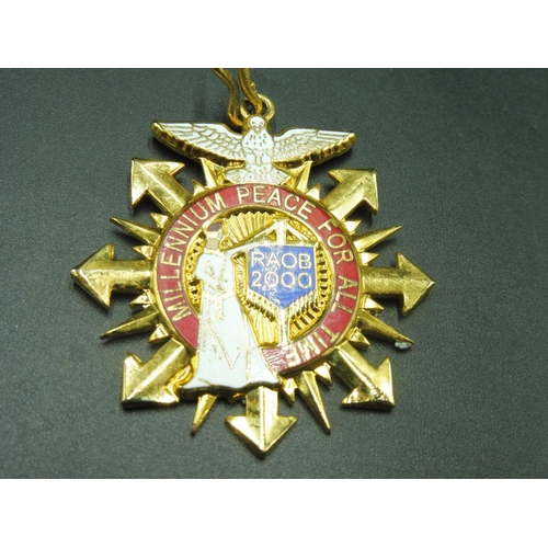 91 - Order of The Buffaloes Millennium Peace for all Time Jewel Presented by The Golden Fleece Lodge ( Br... 