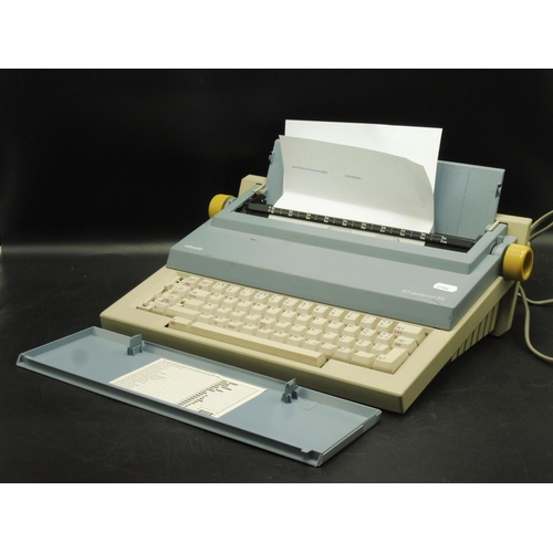 123 - Olivetti ET Personal Word Processor