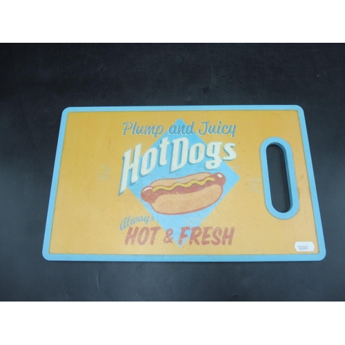 194 - Plump and Juicy Hot Dog Cutting Tray (15