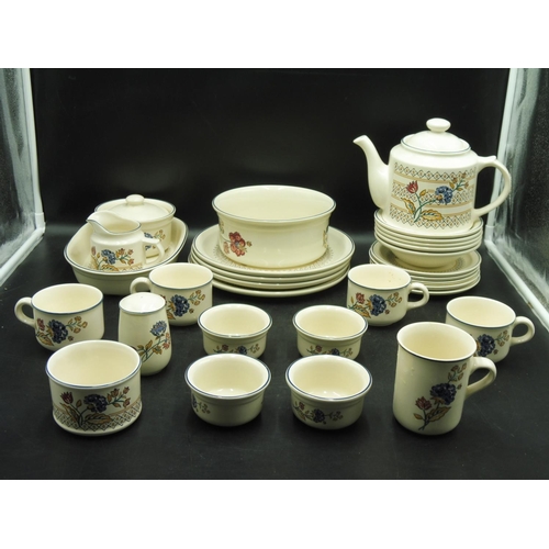 223 - Twenty Eight Piece Camargue Pottery Tableware by Boots