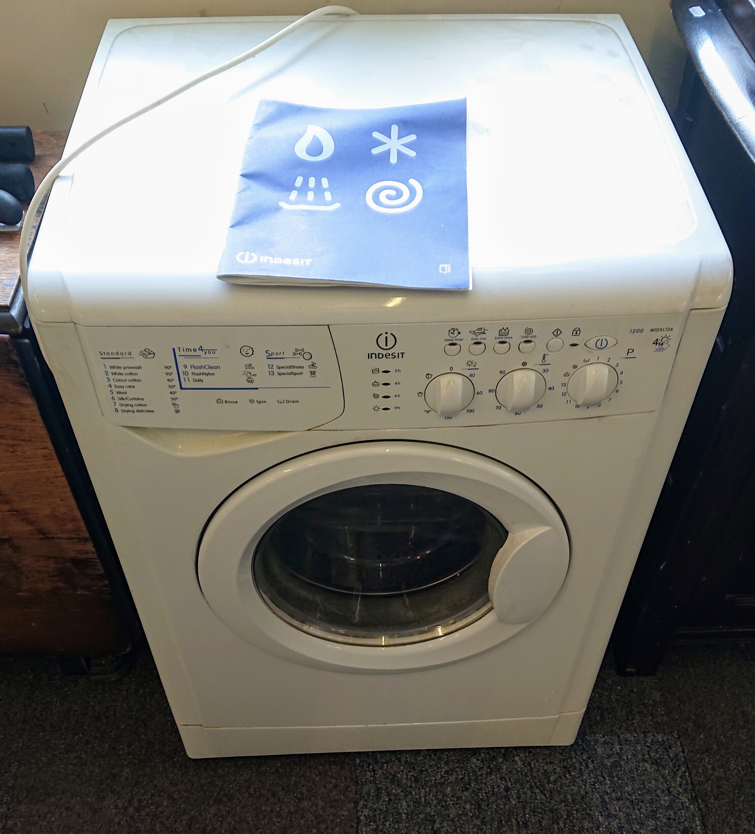 indesit washing machine widxl126