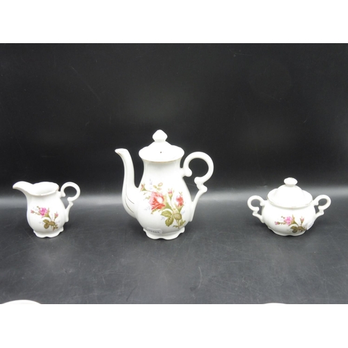 209 - Fifteen Piece Floral Tea Set including Teapot