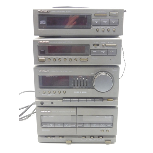 618 - Technics Compact disc player SL-CH9, Radio, Stereo integrated Amplifier SU-CH9 and Twin Tape Deck (P... 